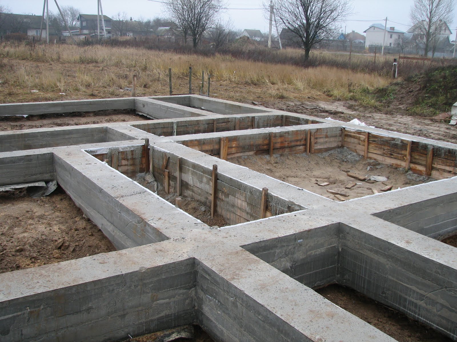 Дмитрий кобликов строю сам фундамент