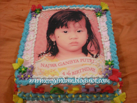 [najwa-2.gif]