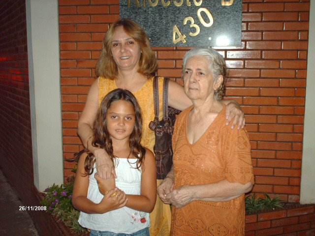 [eny2207derezealice.jpg]