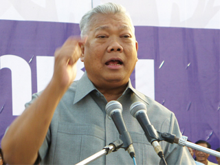 [20071206-094137-_49_artical_20071205_0001.jpg]