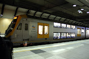 A doubledecker train · http://nordin.kembali.net/blog/?p=850 (img sydney airport train cr en)