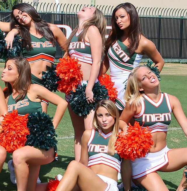 drakesdrumuk Miami Cheerleaders Not Impressed By Their New Coach Either