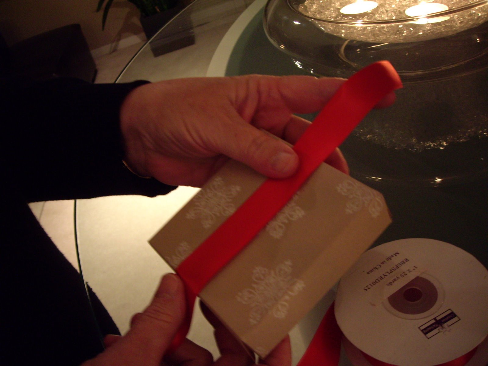 Brown Paper Packages: Ribbon Tutorial