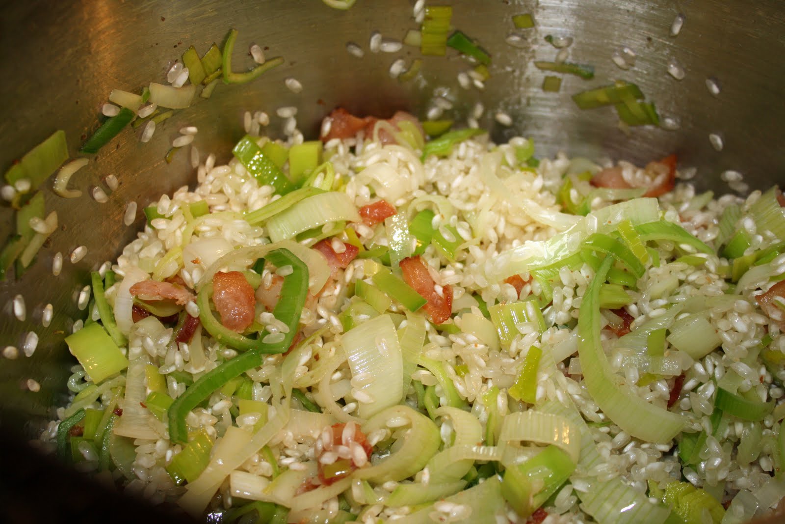 what's for dinner? bacon, leek, and pea risotto... 40 minutes