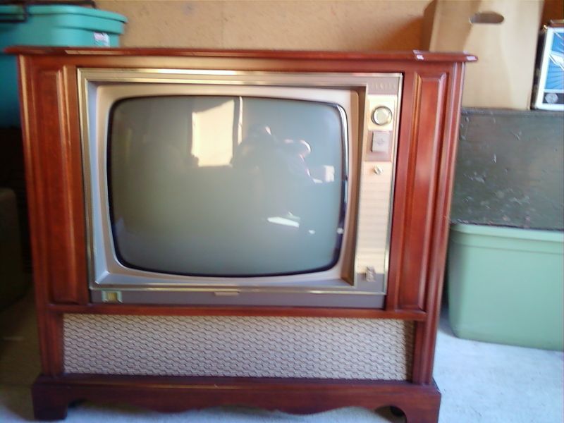 Culdesac Shack My New Vintage Zenith Console TV