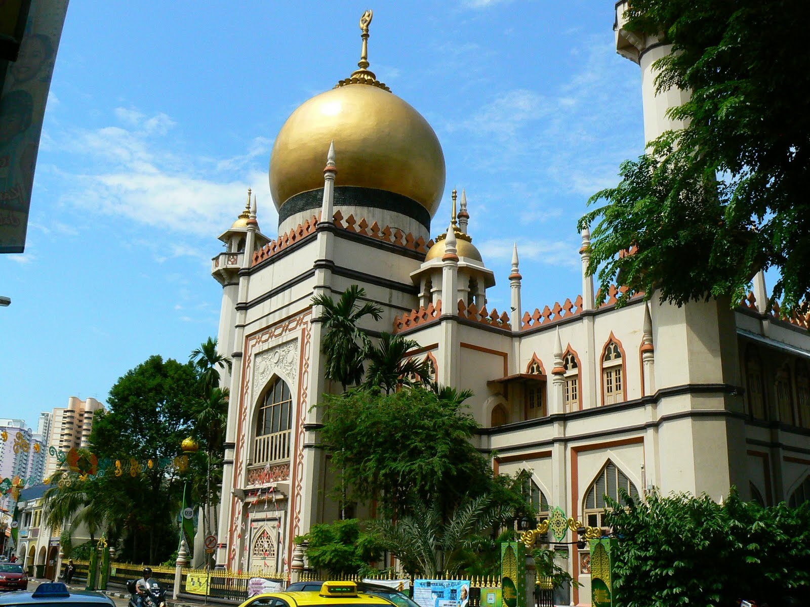 [16.+marea+moschee.JPG]