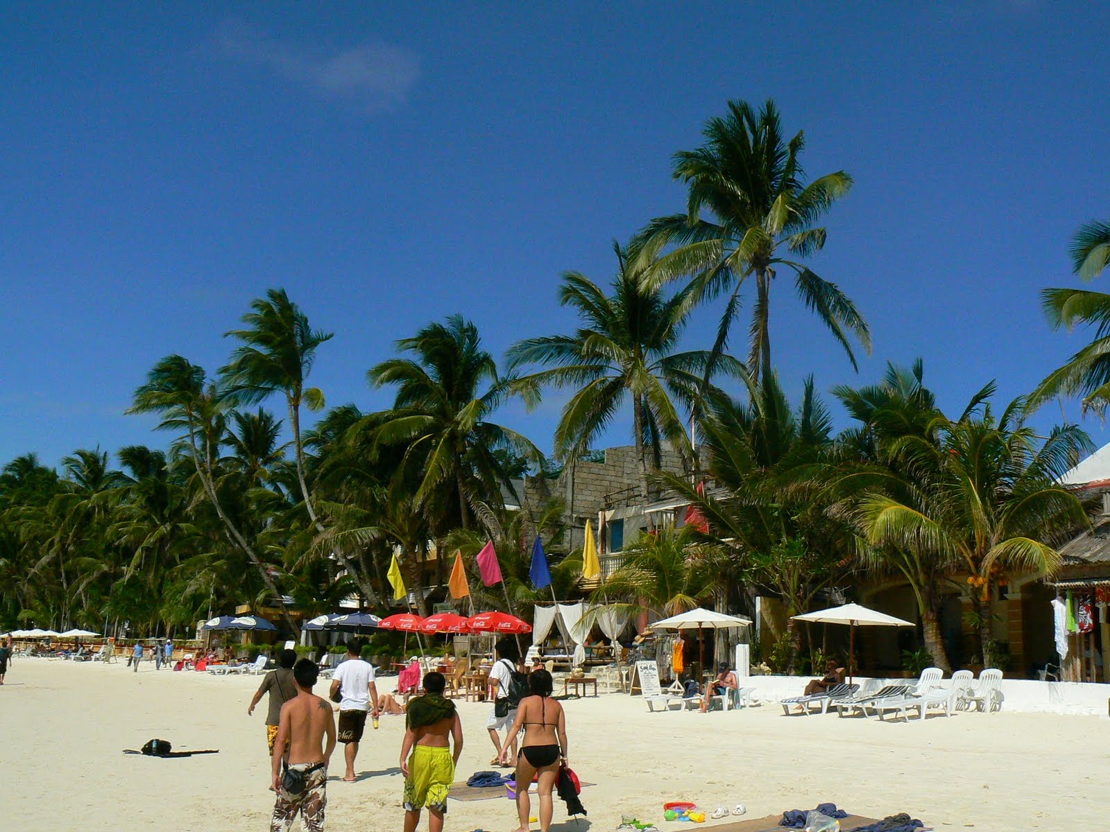 [8.+White+Beach.JPG]