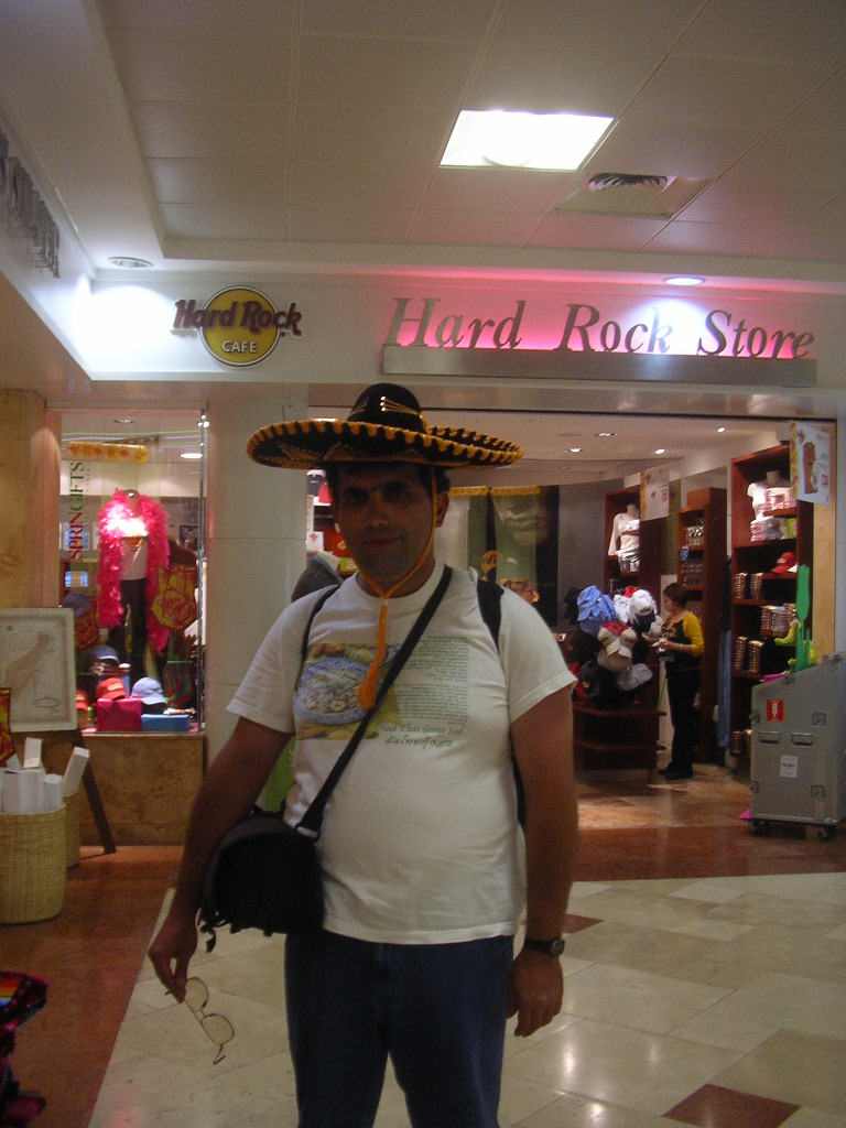 [64.+aeroport+Cancun.jpg]