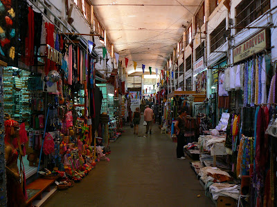Obiective turistice Cipru: bazarul din Nicosia