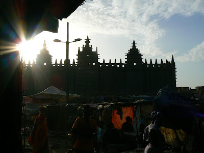 Obiective turistice Djenne: moscheea de chirpici