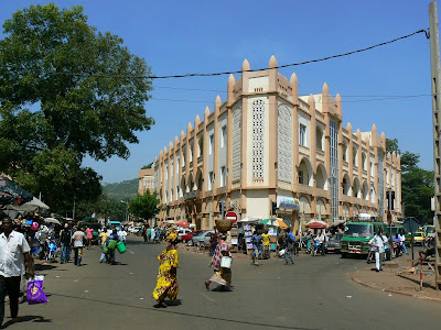 Imagini Mali: sediu bancar in Bamako