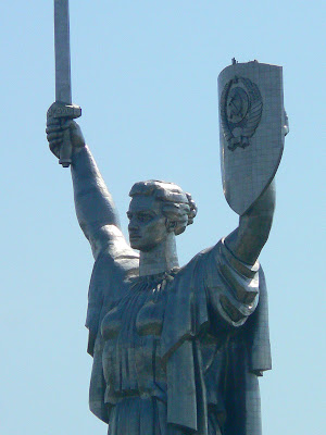 Imagini Ucraina: Muzeul Razboiului Kiev, Mama Patrie