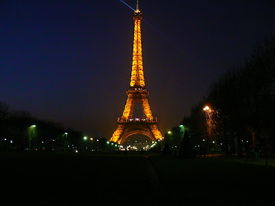 Imagini Franta: turnul Eiffel Paris