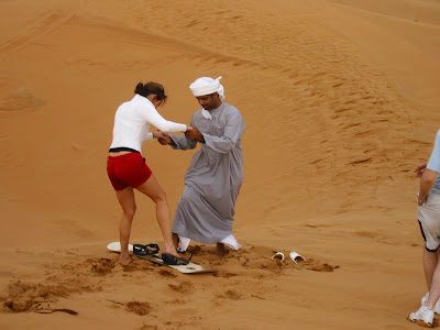 Imagini Dubai: Safari in desert, sand boarding