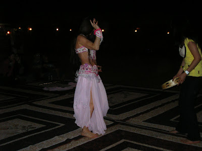 Imagini Dubai: Safari in desert, dans din buric, belly dancing