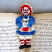 Raggedy Ann reading character bookmark PDF Pattern