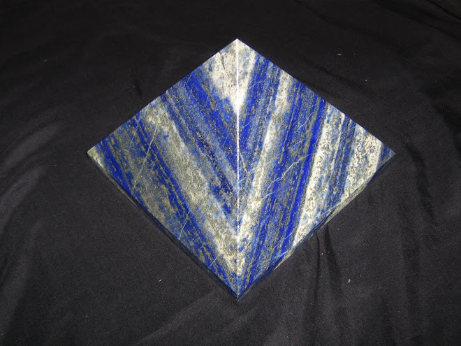 Lapiz Lazuli Pyramid 7inch base