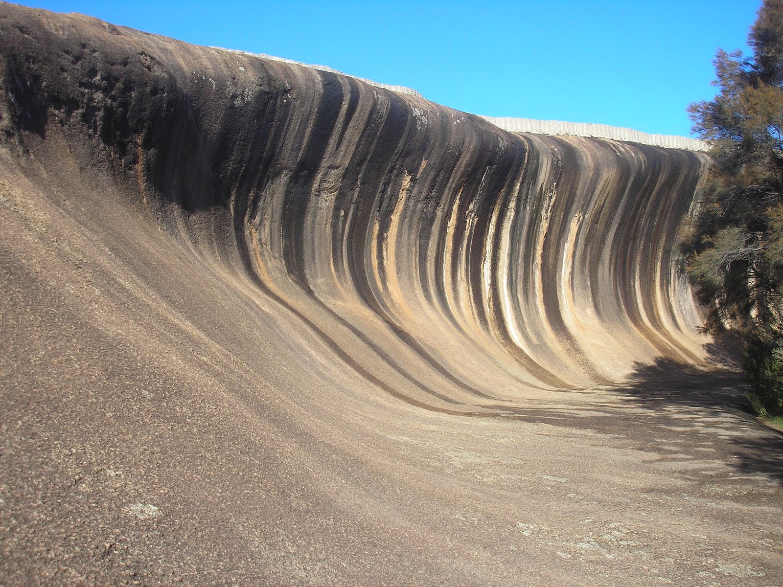Whereiswitchwae?: World famous "Wave Rock" @ Hyden