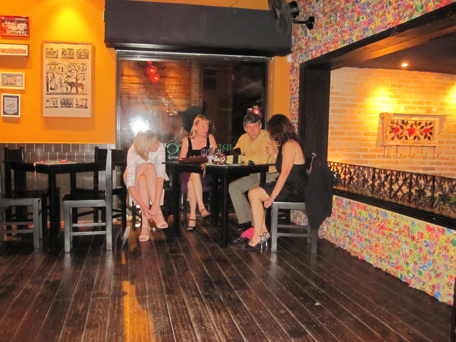 Adriana Leverone y Maximiliano Moreira Tango y Flolklore Milongas en