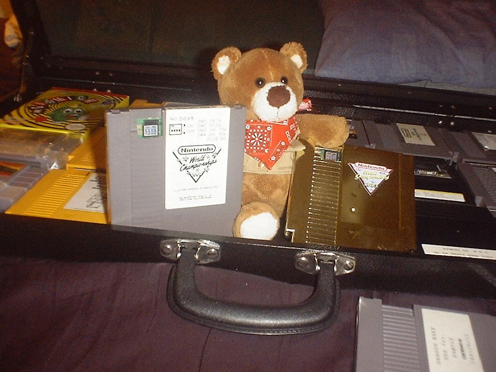 [DreamTR-Gold-Gray-NWC.jpg]