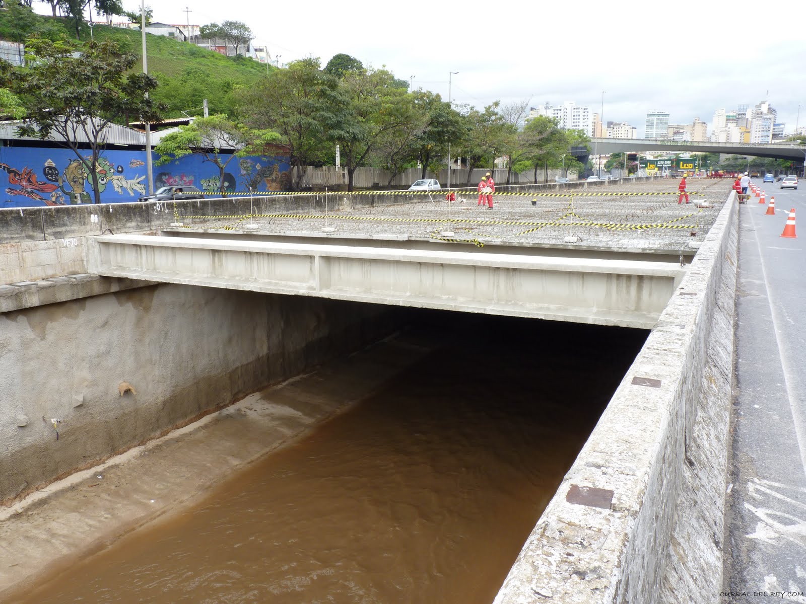 Qualquer semelhança não é mera coincidência: o destino dos rios urbanos