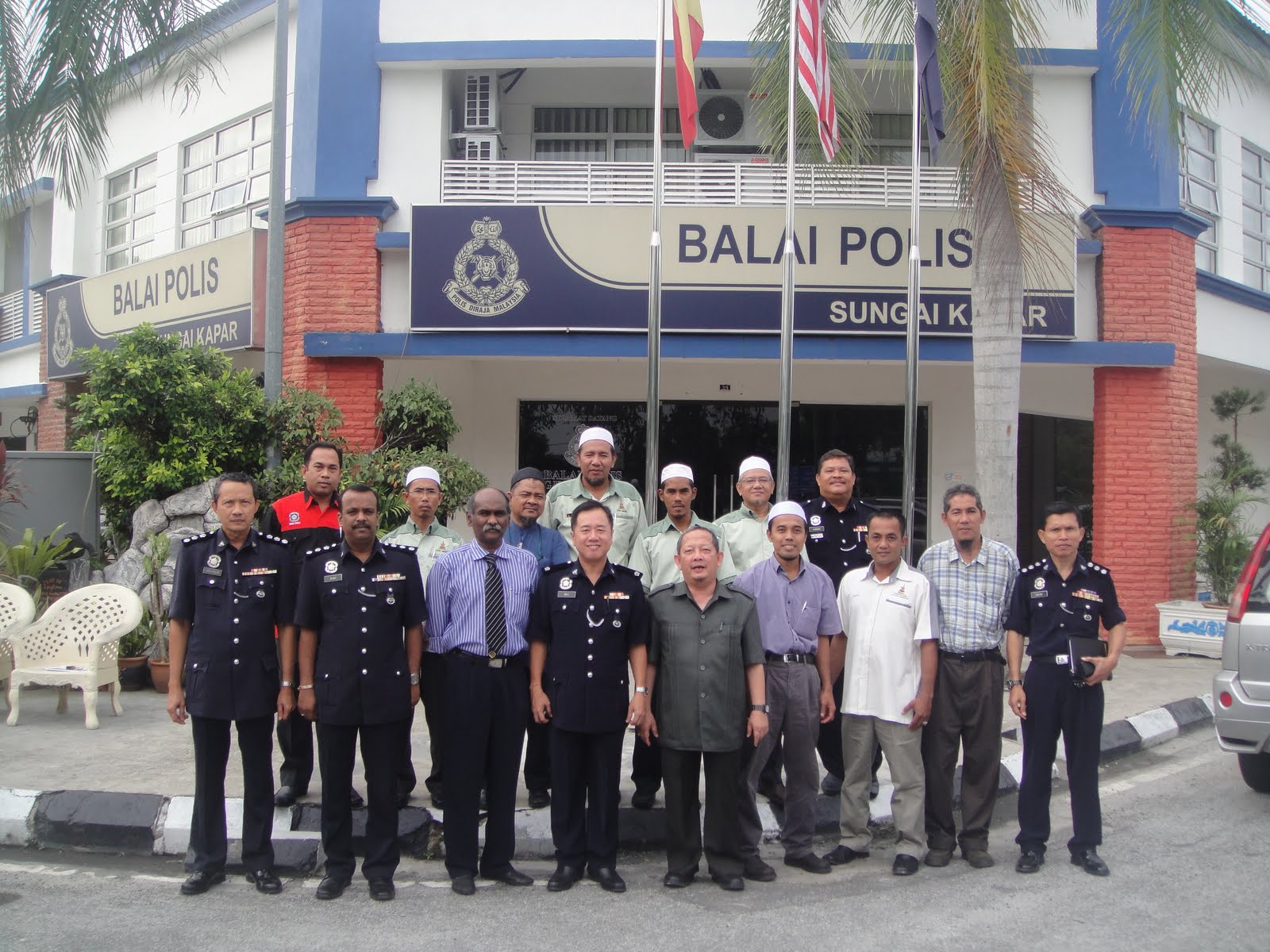 KHIDMAT MERU: PERTEMUAN MESRA DI IPD KLANG UTARA