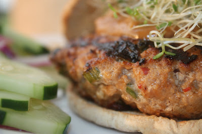 Turkey Burgers with Peanut Sauce