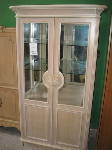 Blog de apuntes: Muebles de segunda mano.