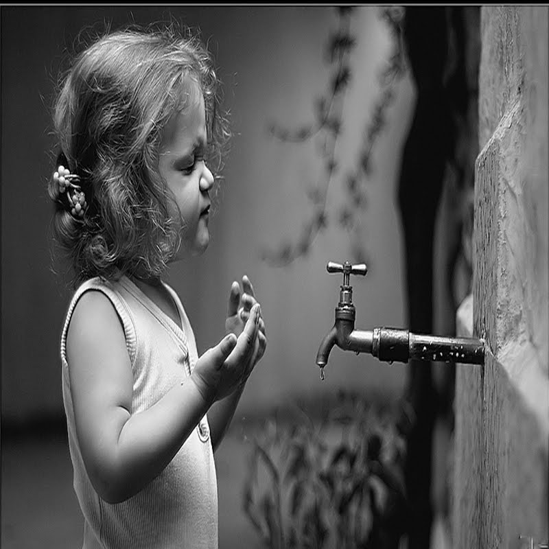 Rare Collection of free wallpapers: Cute Naughty Romantic Look Kids And