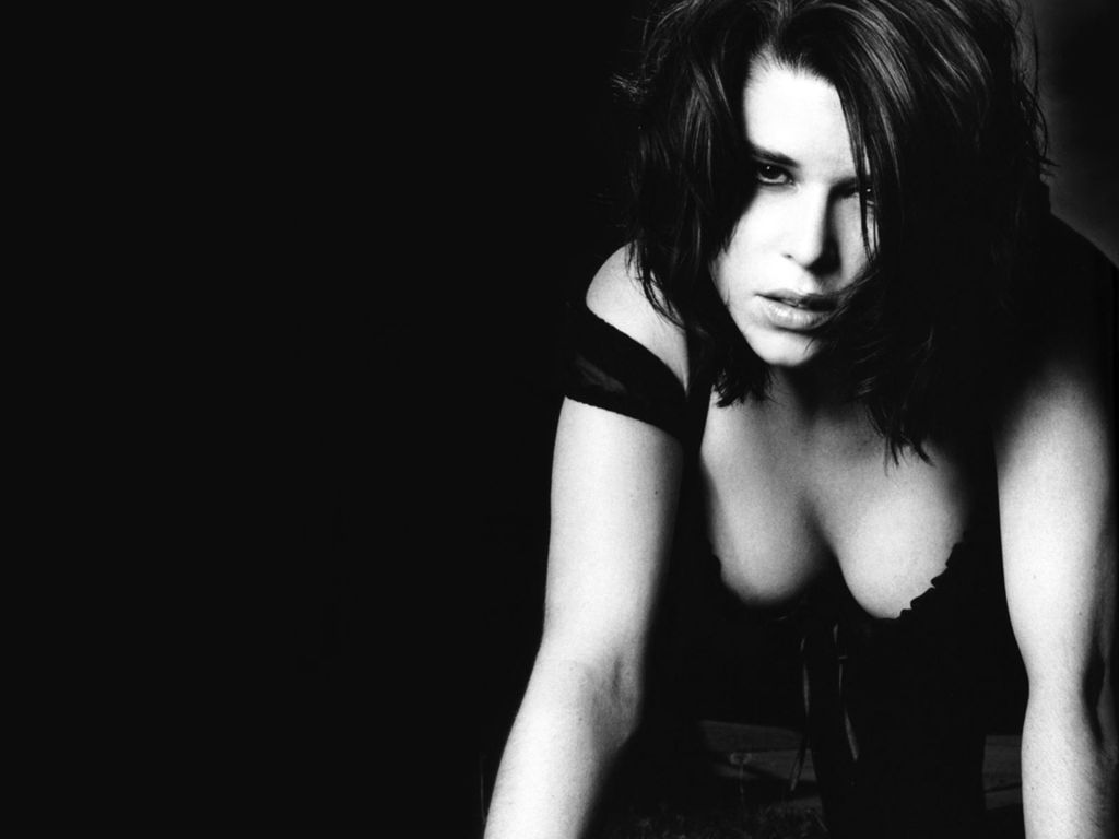 [Neve-Campbell-3.JPG]