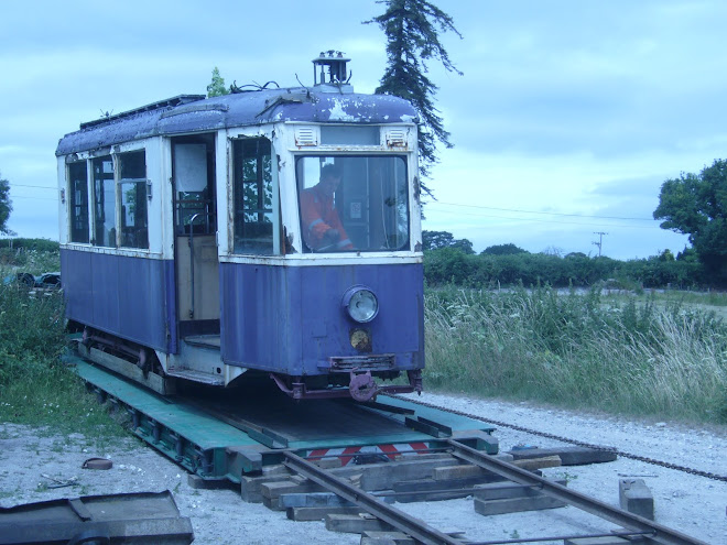 Unloading the Gratz tram