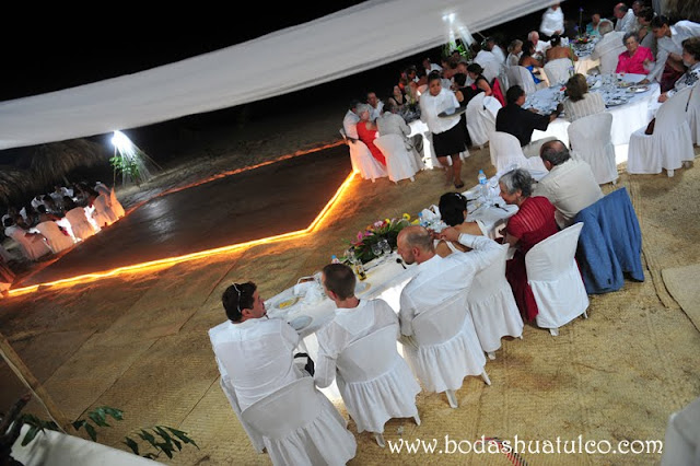 boda en playa, beach wedding, Oaxaca, México, Bodas Huatulco, Wedding Planner boda en playa, beach wedding, Oaxaca, México, Bodas Huatulco, Wedding Planner