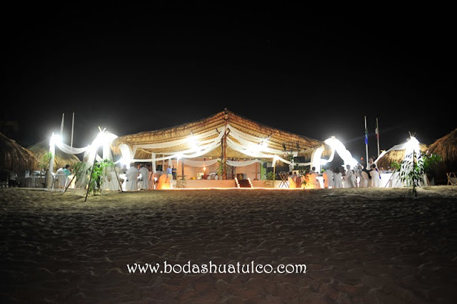 boda en playa, beach wedding, Oaxaca, México, Bodas Huatulco, Wedding Planner boda en playa, beach wedding, Oaxaca, México, Bodas Huatulco, Wedding Planner