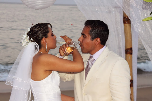 boda en playa, beach wedding, Oaxaca, México, Bodas Huatulco, Wedding Planner boda en playa, beach wedding, Oaxaca, México, Bodas Huatulco, Wedding Planner