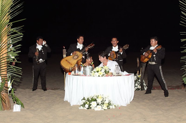 boda en playa, beach wedding, Oaxaca, México, Bodas Huatulco, Wedding Planner boda en playa, beach wedding, Oaxaca, México, Bodas Huatulco, Wedding Planner