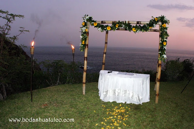 boda en playa, beach wedding, Oaxaca, México, Bodas Huatulco, Wedding Planner boda en playa, beach wedding, Oaxaca, México, Bodas Huatulco, Wedding Planner