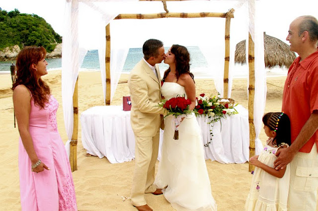 boda en playa, beach wedding, Oaxaca, México, Bodas Huatulco, Wedding Planner boda en playa, beach wedding, Oaxaca, México, Bodas Huatulco, Wedding Planner