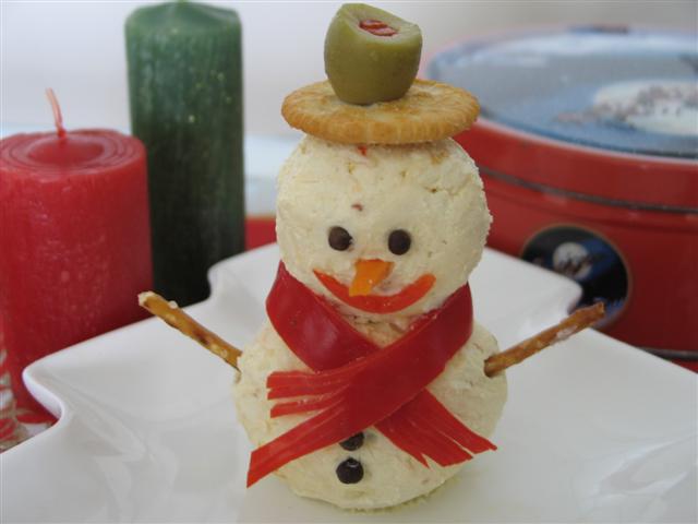 [CheesespreadSnowman2+(Small).jpg]