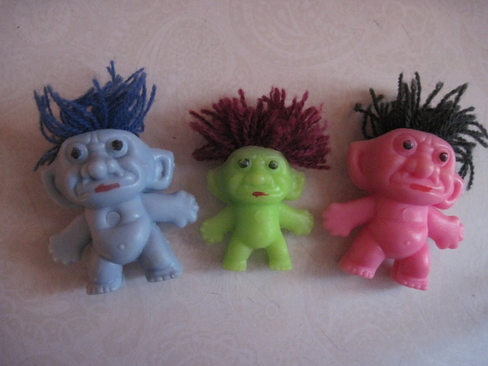 [gumball+trolls+1.JPG]