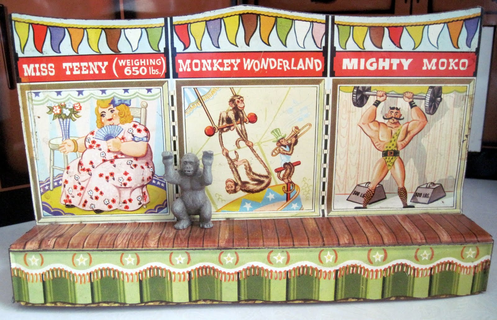 Tracy's Toys (and Some Other Stuff) 1950s Marx Circus Sideshow Playset