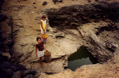 Coleta de água em caxio na caatinga