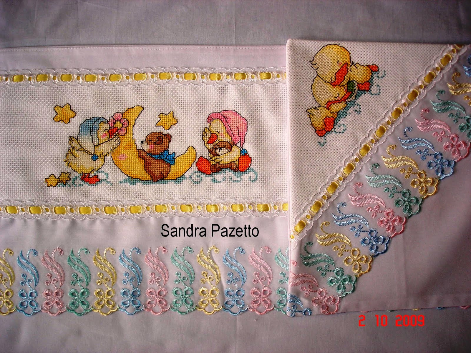 SANDRA PAZETTO PONTO CRUZ: jogo lençol berço
