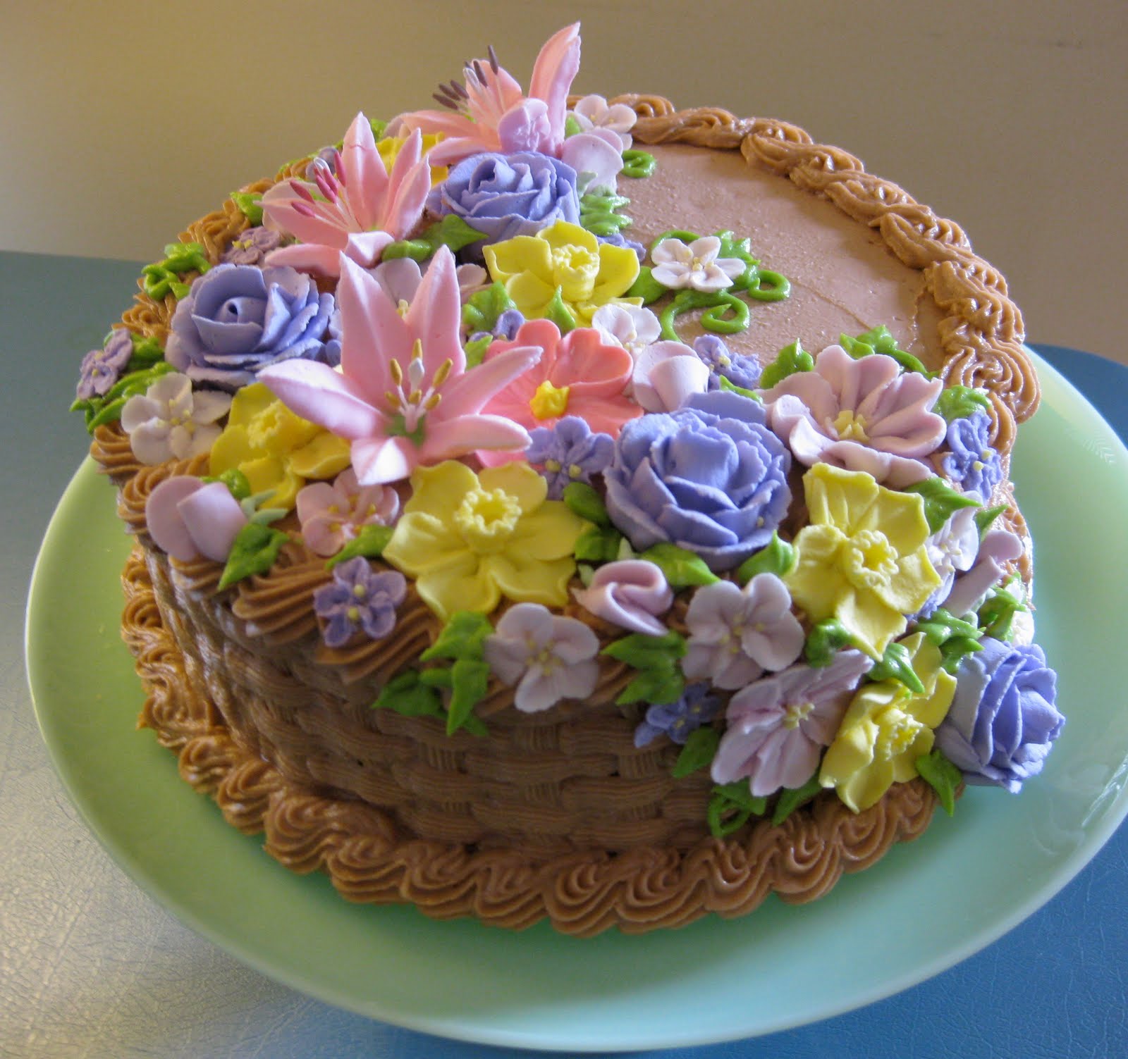 Stuffed Cakes Floral Basket Cake