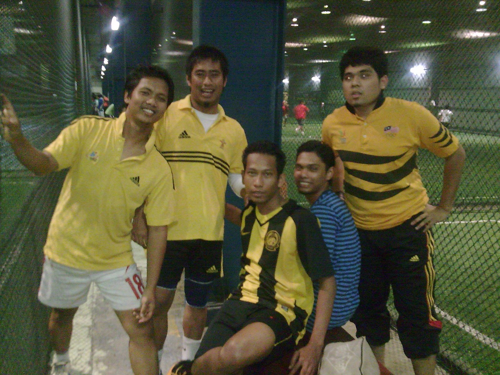 ReVoLuTioN of FeLLoW FC