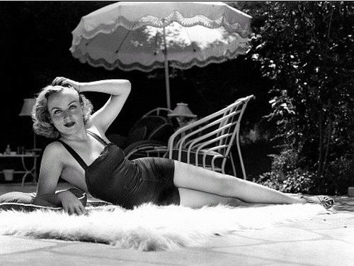 [carolelombard2.jpg]