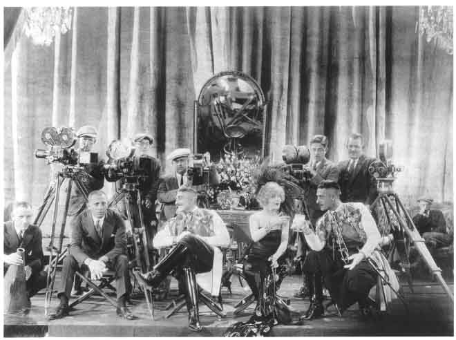 [erichmerrywidow.jpg]