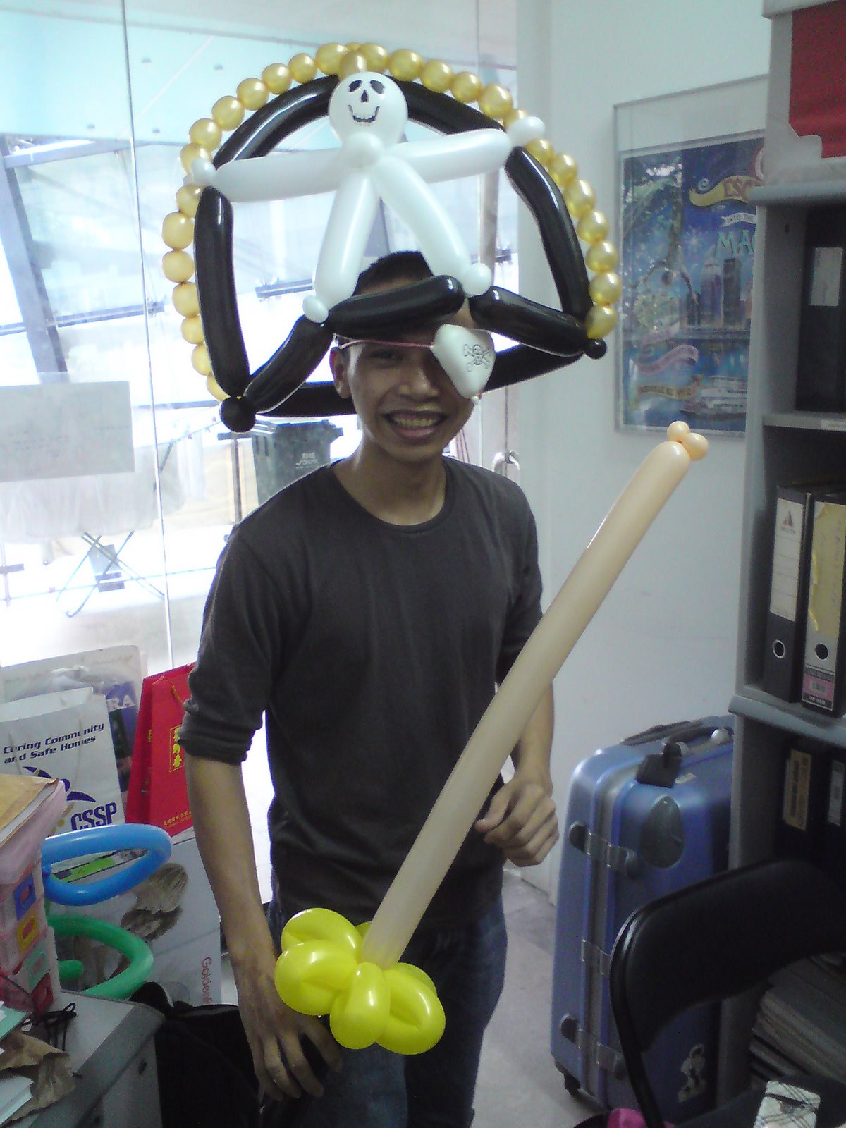 [hat3.JPG]