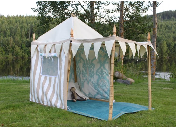 [Home+made+garden+tent.jpg]