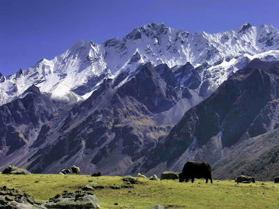 33 fotografías de Nepal muy cerca del Himalaya en China
