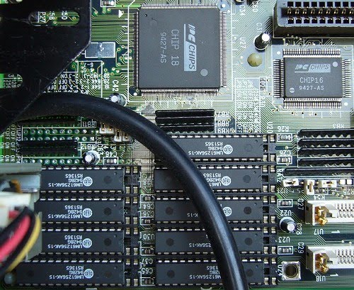 [Pc+chips+chip18+&+chip16.jpg]